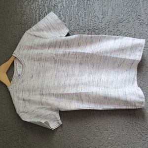 Zara Gray and White tshirt Short Sleeves size Medium